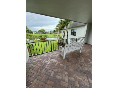 Afternoon setting sun from your huge wide enclosed patio on Kings Point Golf -Flanders Way in Florida - for sale on GolfHomes.com, golf home, golf lot