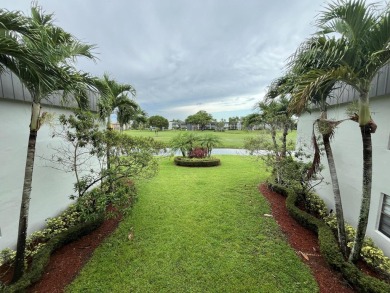 Afternoon setting sun from your huge wide enclosed patio on Kings Point Golf -Flanders Way in Florida - for sale on GolfHomes.com, golf home, golf lot