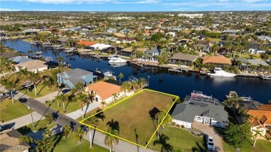 Looking for a SAIL-BOAT READY, GULF ACCESS, WATERFRONT lot? on Royal Tee Country Club in Florida - for sale on GolfHomes.com, golf home, golf lot