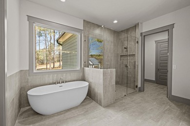 UNBELIEVABLE GREAT VALUE! FOR THIS GOLF-FRONT LUXURY IN HARBOR on Harbor Club Golf and Country Club in Georgia - for sale on GolfHomes.com, golf home, golf lot