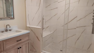 One or more photo(s) has been virtually staged. Price on Clearwater Executive Golf Course in Florida - for sale on GolfHomes.com, golf home, golf lot
