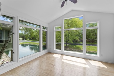 Show 5/28. Located in the private gated Bishops Bay community in on Bishops Bay Country Club in Wisconsin - for sale on GolfHomes.com, golf home, golf lot