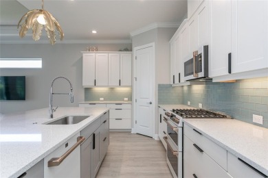 One or more photo(s) has been virtually staged. Welcome to on Mission Valley Country Club in Florida - for sale on GolfHomes.com, golf home, golf lot