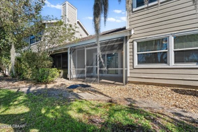 Stunning Renovated Townhouse in Spruce Creek Fly-In

This on Spruce Creek Golf Club in Florida - for sale on GolfHomes.com, golf home, golf lot