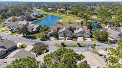 Stunning Renovated Townhouse in Spruce Creek Fly-In

This on Spruce Creek Golf Club in Florida - for sale on GolfHomes.com, golf home, golf lot