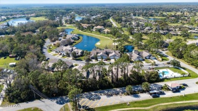 Stunning Renovated Townhouse in Spruce Creek Fly-In

This on Spruce Creek Golf Club in Florida - for sale on GolfHomes.com, golf home, golf lot