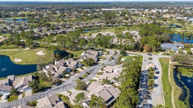 Stunning Renovated Townhouse in Spruce Creek Fly-In

This on Spruce Creek Golf Club in Florida - for sale on GolfHomes.com, golf home, golf lot