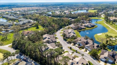 Stunning Renovated Townhouse in Spruce Creek Fly-In

This on Spruce Creek Golf Club in Florida - for sale on GolfHomes.com, golf home, golf lot