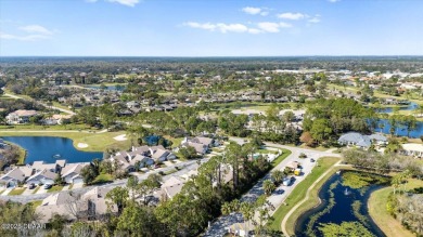 Stunning Renovated Townhouse in Spruce Creek Fly-In

This on Spruce Creek Golf Club in Florida - for sale on GolfHomes.com, golf home, golf lot