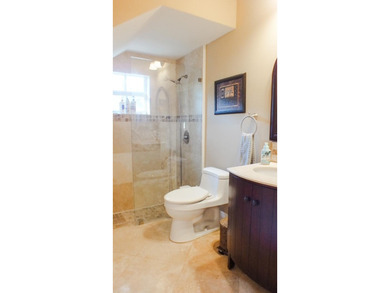 Beautifully maintained coastal home located near the beach and on Lake Worth Municipal Golf Course in Florida - for sale on GolfHomes.com, golf home, golf lot