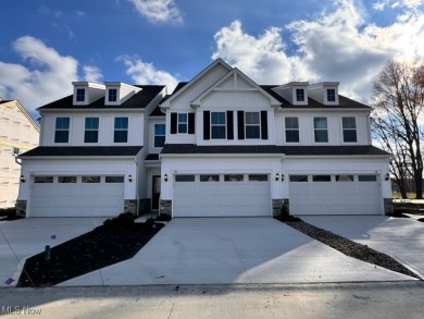 The 3-bedroom 2.5-bathroom, end-unit, Bowman townhome on the on Sweetbriar Golf Club in Ohio - for sale on GolfHomes.com, golf home, golf lot