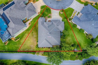 Perfect stretched Gardinia nestled at the head of a  cul-de-sac on Bella Glade Country Club in Florida - for sale on GolfHomes.com, golf home, golf lot