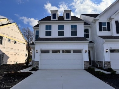 The 3-bedroom 2.5-bathroom, end-unit, Bowman townhome on the on Sweetbriar Golf Club in Ohio - for sale on GolfHomes.com, golf home, golf lot