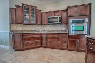 Perfect stretched Gardinia nestled at the head of a  cul-de-sac on Bella Glade Country Club in Florida - for sale on GolfHomes.com, golf home, golf lot