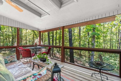 Welcome to this beautifully updated townhome in the desirable on DeSoto Golf Course in Arkansas - for sale on GolfHomes.com, golf home, golf lot
