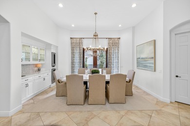 NEW LISTING! CHIC & CHARMING IN KELLY PLANTATION! Discover 355 on Kelly Plantation Golf Club in Florida - for sale on GolfHomes.com, golf home, golf lot