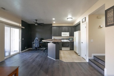Discover this affordable and beautifully updated condo in the on St. George Golf Course in Utah - for sale on GolfHomes.com, golf home, golf lot