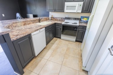 Discover this affordable and beautifully updated condo in the on St. George Golf Course in Utah - for sale on GolfHomes.com, golf home, golf lot
