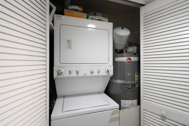 Discover this affordable and beautifully updated condo in the on St. George Golf Course in Utah - for sale on GolfHomes.com, golf home, golf lot