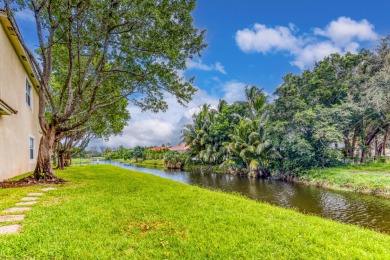 Don't miss the opportunity to own this beautiful 3 bedroom, 2.5 on  in Florida - for sale on GolfHomes.com, golf home, golf lot