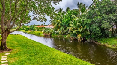 Don't miss the opportunity to own this beautiful 3 bedroom, 2.5 on  in Florida - for sale on GolfHomes.com, golf home, golf lot