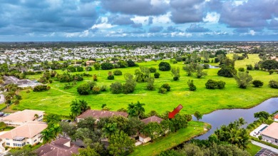Don't miss the opportunity to own this beautiful 3 bedroom, 2.5 on  in Florida - for sale on GolfHomes.com, golf home, golf lot
