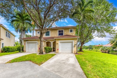 Don't miss the opportunity to own this beautiful 3 bedroom, 2.5 on  in Florida - for sale on GolfHomes.com, golf home, golf lot