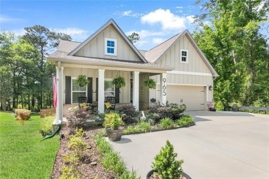 Welcome to this stunning 3-bedroom, 2-bathroom custom-built on Diamondhead Country Club in Mississippi - for sale on GolfHomes.com, golf home, golf lot