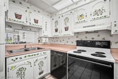 FANTASTIC PRICE FOR A 2/2 GOLF CONDO WITH EASY ACCESS, PRIVATE on Seven Lakes Golf and Tennis Community in Florida - for sale on GolfHomes.com, golf home, golf lot