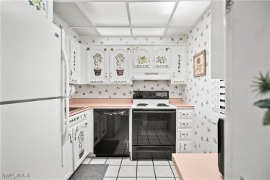 FANTASTIC PRICE FOR A 2/2 GOLF CONDO WITH EASY ACCESS, PRIVATE on Seven Lakes Golf and Tennis Community in Florida - for sale on GolfHomes.com, golf home, golf lot
