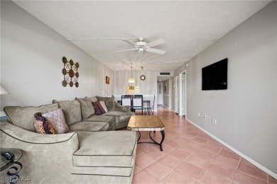 FANTASTIC PRICE FOR A 2/2 GOLF CONDO WITH EASY ACCESS, PRIVATE on Seven Lakes Golf and Tennis Community in Florida - for sale on GolfHomes.com, golf home, golf lot