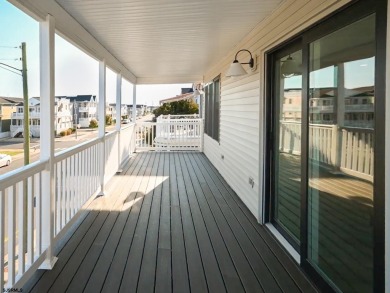 This beautifully renovated 6 bedroom 4 bath modern chic duplex on Ocean City Muni Golf Course in New Jersey - for sale on GolfHomes.com, golf home, golf lot