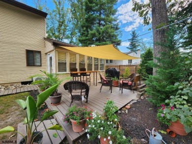 Don't miss out on this beautiful 3 Bedroom 1 & half Bathroom on Wedgwood Country Club in New Jersey - for sale on GolfHomes.com, golf home, golf lot