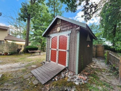 Don't miss out on this beautiful 3 Bedroom 1 & half Bathroom on Wedgwood Country Club in New Jersey - for sale on GolfHomes.com, golf home, golf lot