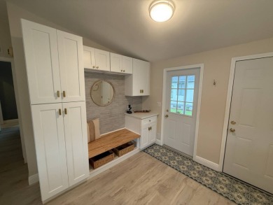 This beautiful 2-bedroom, 2-bathroom Palm Harbor home is being on Del Tura Golf and Country Club in Florida - for sale on GolfHomes.com, golf home, golf lot