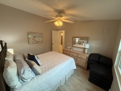 This beautiful 2-bedroom, 2-bathroom Palm Harbor home is being on Del Tura Golf and Country Club in Florida - for sale on GolfHomes.com, golf home, golf lot