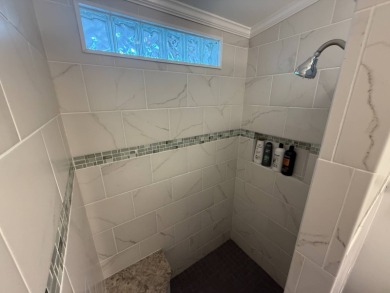 This beautiful 2-bedroom, 2-bathroom Palm Harbor home is being on Del Tura Golf and Country Club in Florida - for sale on GolfHomes.com, golf home, golf lot