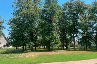 Build your paradise on this beautifully treed, replatted on Pinnacle Golf and Boat Club in Texas - for sale on GolfHomes.com, golf home, golf lot