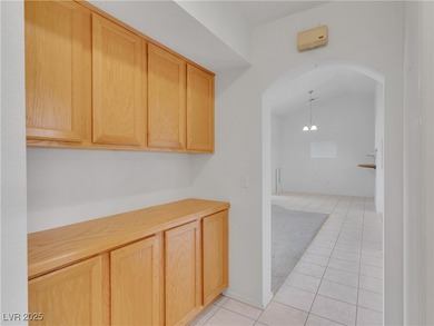 Beautiful Single Family 2 Bedrooms, 2 Baths, 2 Car Garage home on Highland Falls Golf Club in Nevada - for sale on GolfHomes.com, golf home, golf lot