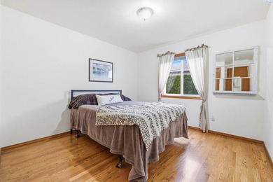 MLS# 289986 Welcome to this beautiful 1,720 sq ft single-level on Canyon Lakes Golf Course in Washington - for sale on GolfHomes.com, golf home, golf lot