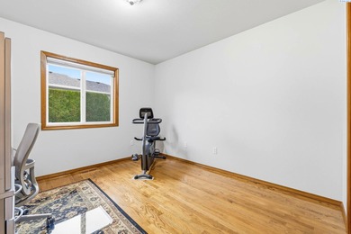 MLS# 289986 Welcome to this beautiful 1,720 sq ft single-level on Canyon Lakes Golf Course in Washington - for sale on GolfHomes.com, golf home, golf lot