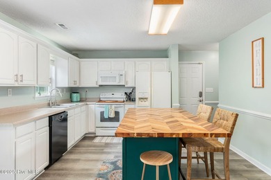 SELLER PAID CONCESSION $10,000 TO USE AS YOU CHOOSE! In the on Star Hill Golf Club  in North Carolina - for sale on GolfHomes.com, golf home, golf lot