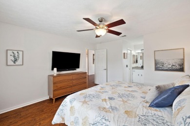Nestled within Bid-A-Wee, a golf-cart friendly community of on Holiday Golf Club in Florida - for sale on GolfHomes.com, golf home, golf lot