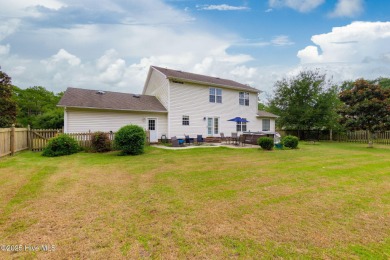Welcome to this spacious 4-bedroom, 2.5-bathroom home in the on Star Hill Golf Club  in North Carolina - for sale on GolfHomes.com, golf home, golf lot