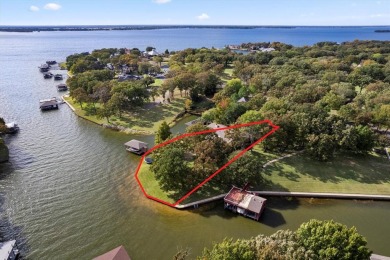 Over half an acre waterfront family home with great water depth on Pinnacle Golf and Boat Club in Texas - for sale on GolfHomes.com, golf home, golf lot