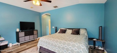 Live in Oakleaf Plantation in a very spacious home with a on Eagle Landing Golf Club in Florida - for sale on GolfHomes.com, golf home, golf lot