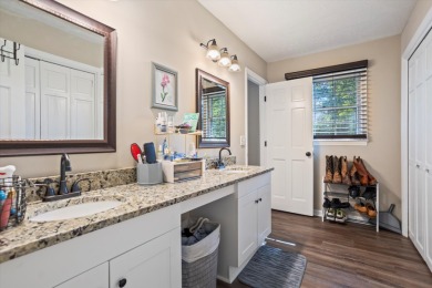 Welcome to one level living in golf course community Houndslake! on Houndslake Country Club in South Carolina - for sale on GolfHomes.com, golf home, golf lot