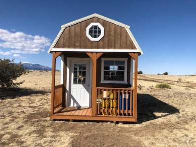 Here's your chance to own a small slice of heaven in Southern on Walsenburg Golf Club in Colorado - for sale on GolfHomes.com, golf home, golf lot
