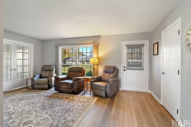 COME SEE THIS 2 BEDROOMS, 2 BATHS RANCH IN A 55+ ADULT COMMUNITY on Leisure Village Golf Course in Illinois - for sale on GolfHomes.com, golf home, golf lot