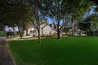 This Fairview Estate includes a **GUEST HOME**.  Instant on Heritage Ranch Golf and Country Club in Texas - for sale on GolfHomes.com, golf home, golf lot